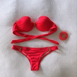 VS bandeau top w removable straps & cheeky bottom
